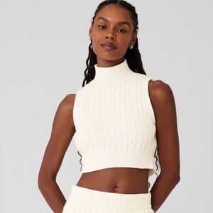 ALO Yoga Cream Cable Knit Crop Top